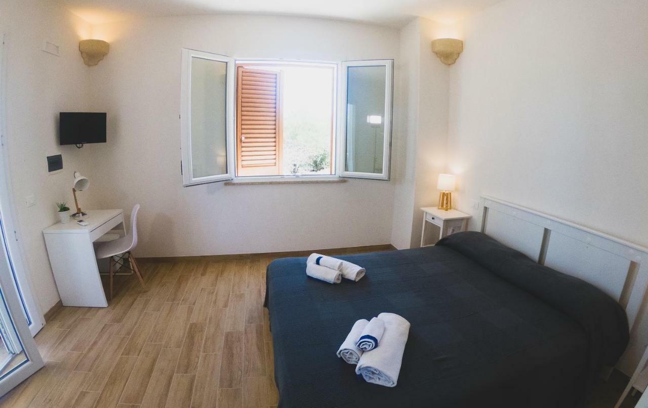 פאביננה Cave Garden Rooms מראה חיצוני תמונה