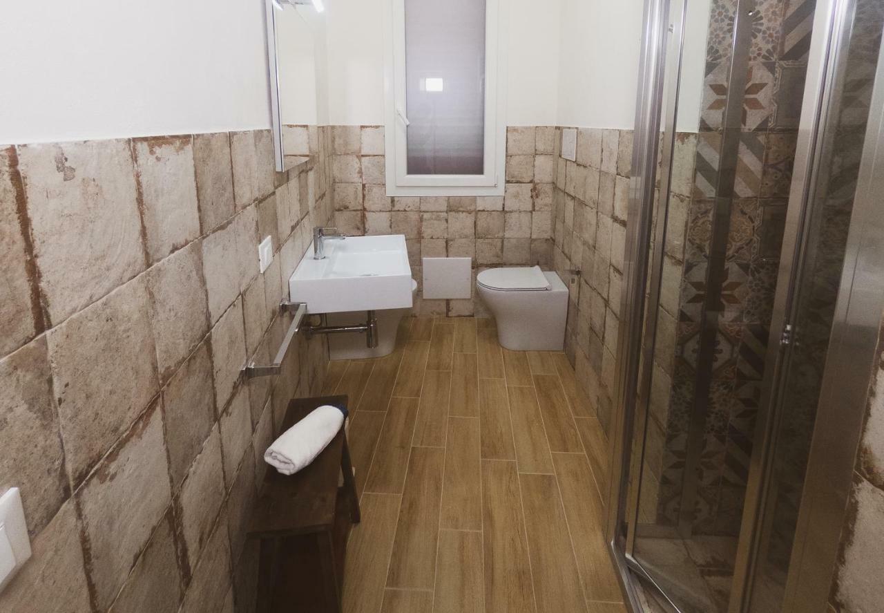 פאביננה Cave Garden Rooms מראה חיצוני תמונה